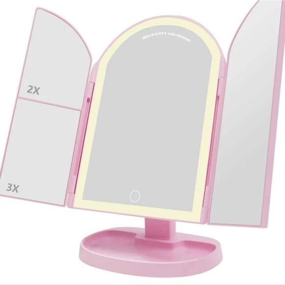 Impressions X Hello Kitty & Friends "Core" Arch Trifold - Picture 3 of 11